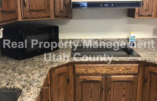 Half Off First Months Rent! Spacious Lehi Home