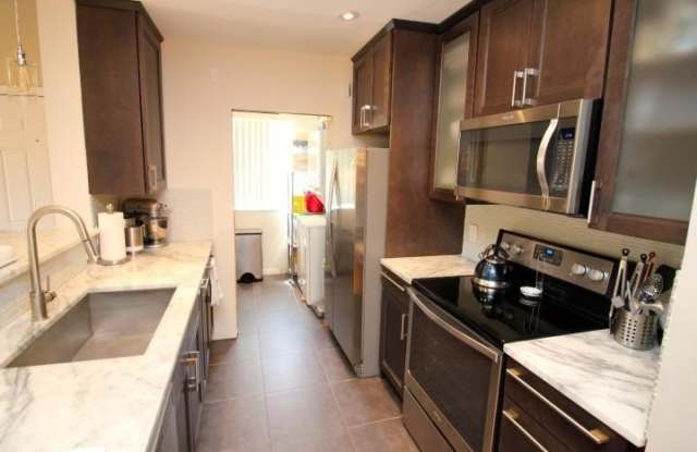 Photo of 157 Yacht Club Way