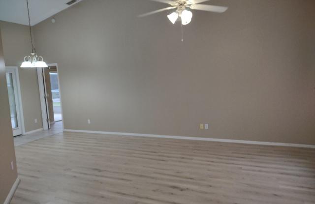 349 N Turkey Pine Loop