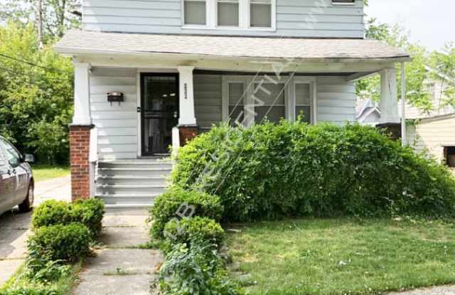 866 Selwyn Road