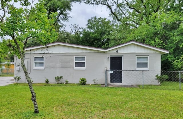 6783 JACK HORNER LN - 6783 Jack Horner Lane, Jacksonville, FL 32210