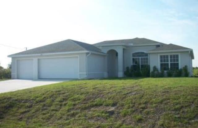 4211 27th ST SW - 4211 27th Street Southwest, Lehigh Acres, FL 33976