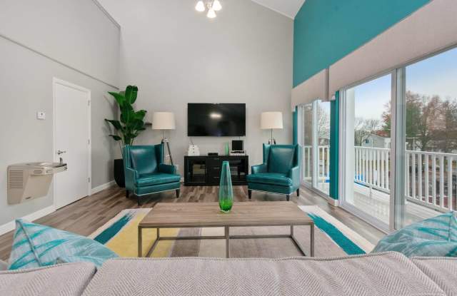 Photo of South Winds