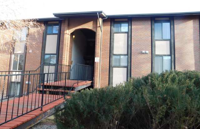 Nice Condo in The Ridges