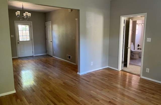 Old Town Updated 3 bed home with detached garage - Sign a Lease during the month of December and receive $500 off your first month's rent!