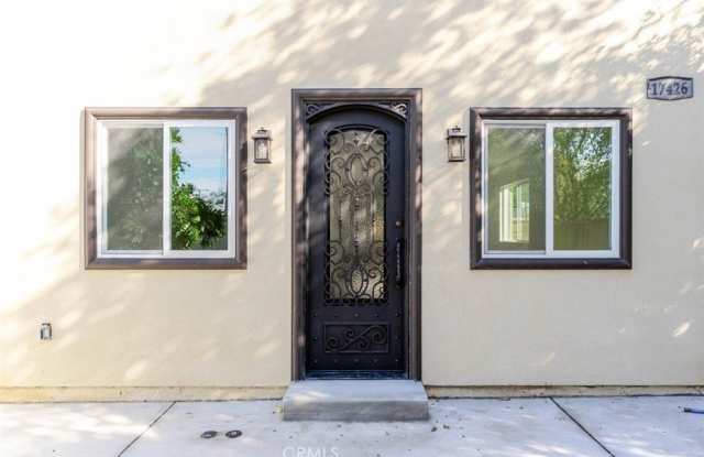 17426 Roscoe Boulevard