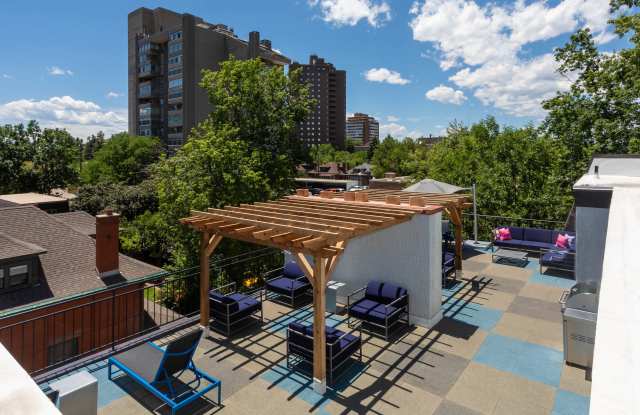 Photo of 1360 N Williams