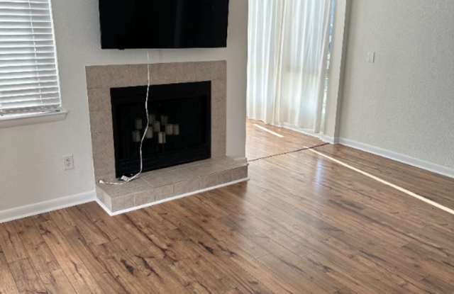 Prime Mt. Pleasant Condo Living!