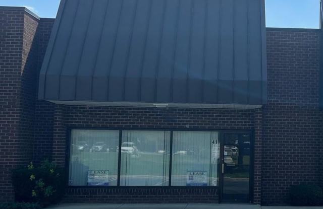 41 INDUSTRIAL PARK Drive unit: H