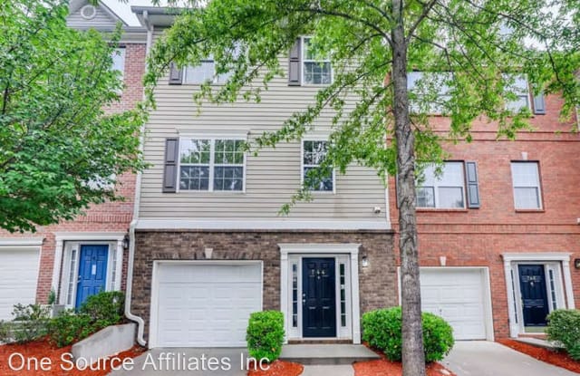 744 Celeste Ln Atlanta Ga Apartments For Rent