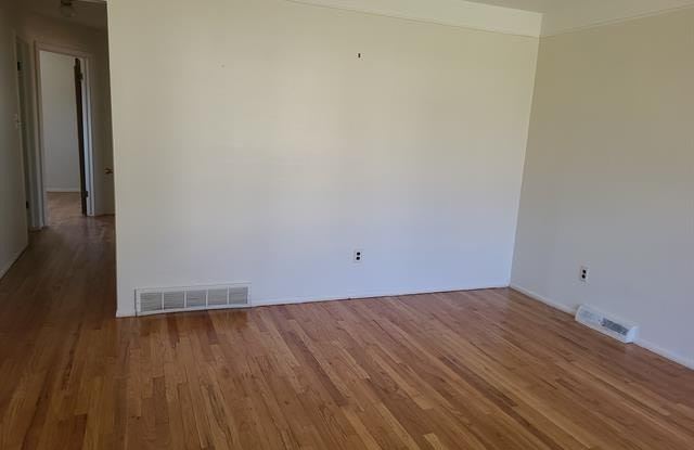 5652 WESTPOINT Street