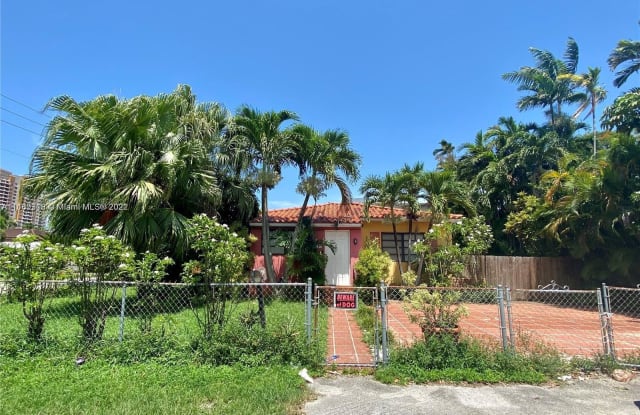 2341 SW 34th Ave - 2341 SW 34th Ave, Miami, FL 33145