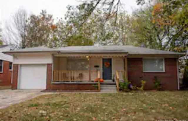 FURNISHED RENTAL IN MIDTOWN!!