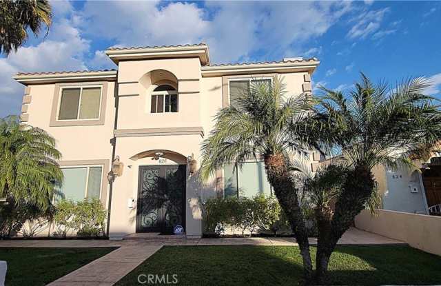 Photo of 826 N Citrus