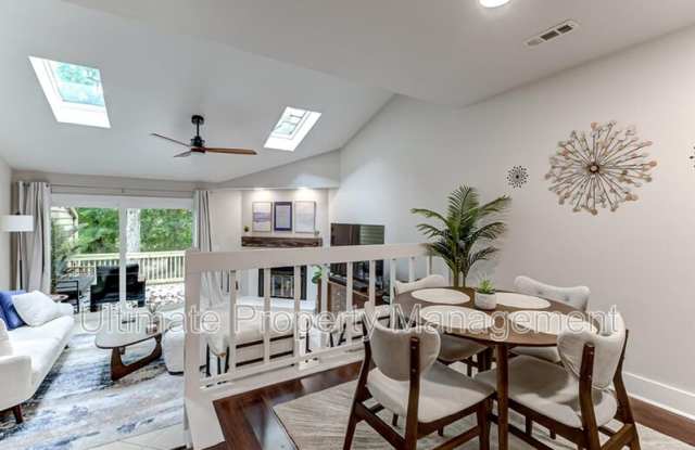 Photo of 207 Saint Lukes Court