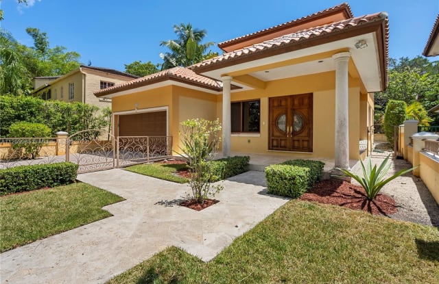 828 Andalusia Ave - 828 Andalusia Avenue, Coral Gables, FL 33134