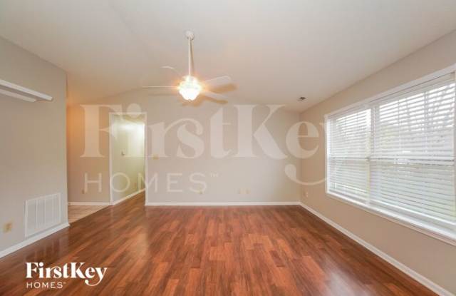 7837 Cross Willow Boulevard