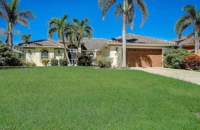 2541 SW 37th Street - 2541 Southwest 37th Street, Cape Coral, FL 33914