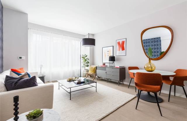 147-40 Archer Avenue