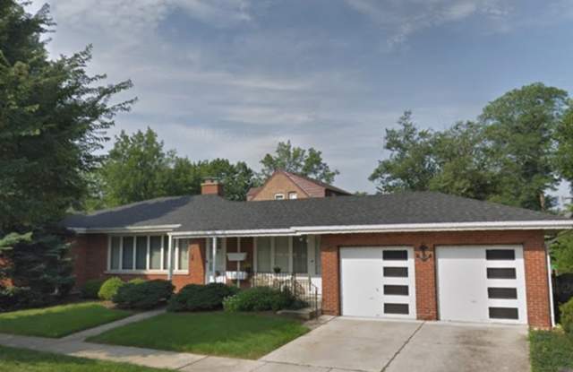 381 E Ridge Avenue - 381 Ridge Avenue, Elmhurst, IL 60126