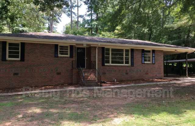 605 Valley Dr