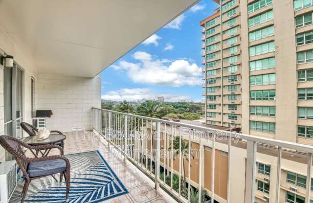 2575 Kuhio Ave