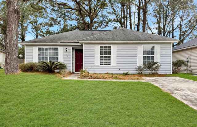 Charming 3 bedroom, 2 bathroom home located in the sought-after Battery Point on Whitemarsh Island in Savannah, GA.