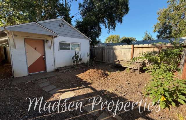 1531 Sherman Avenue - 1/2 (Rear)