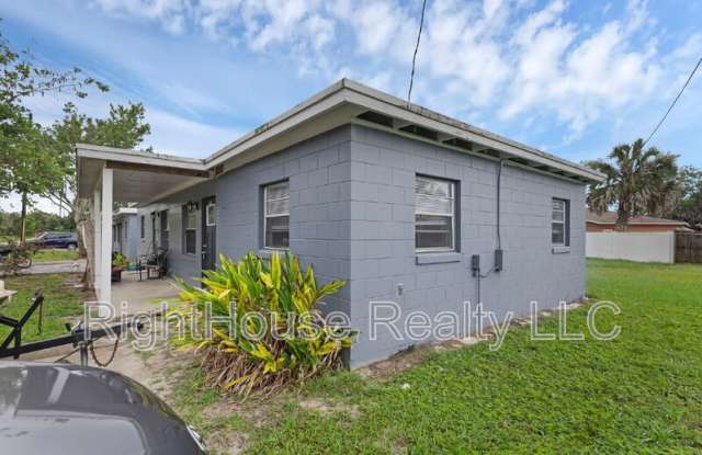 1086 Hibiscus Ct