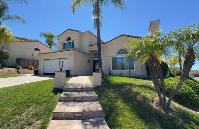 Luxury 4 Bedroom house