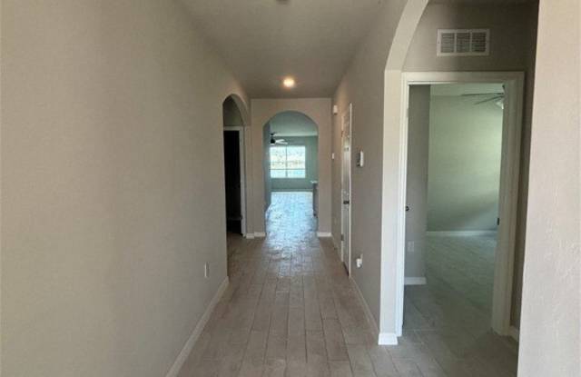 20261 Camino Torcido Loop