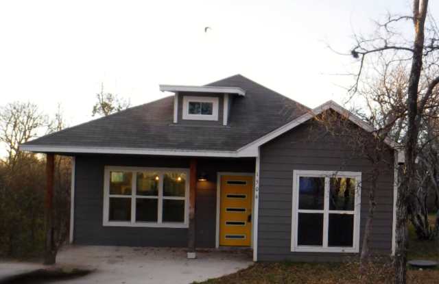 1506 Packsaddle Trl