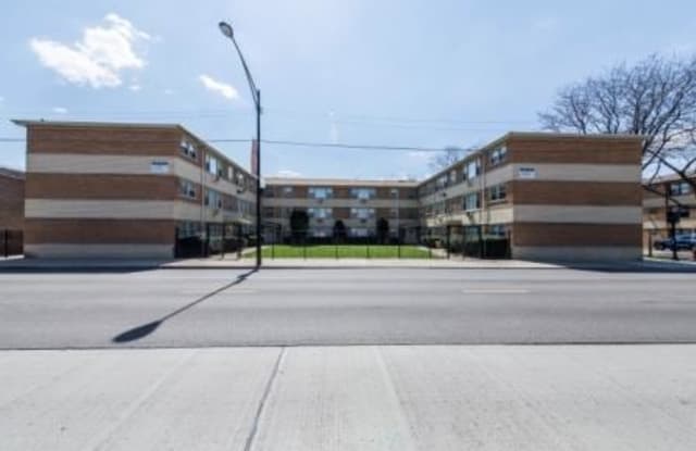 7901 S Paxton