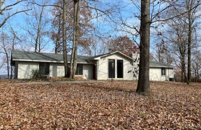 240 Ashmore Circle - 240 Ashmore Circle, Colbert County, AL 35661