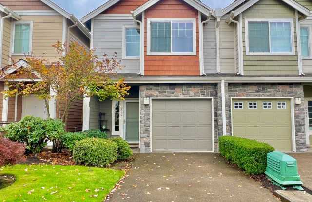 LOVELY GRESHAM TOWNHOME, GREAT LOCATION!