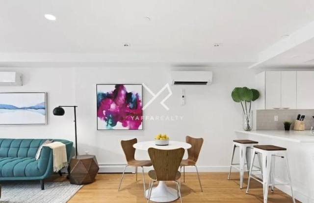 Photo of 39 east 21st street