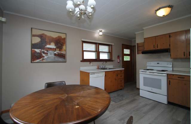 115 Crestmont Avenue