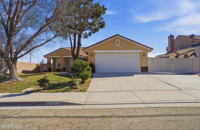 44762 Shadowcrest Drive
