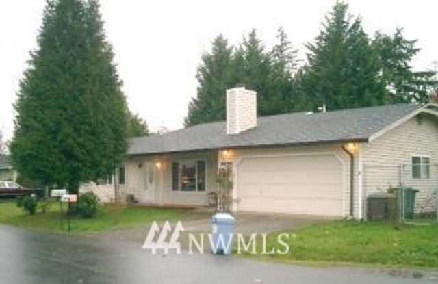 3 bedroom rambler on corner lot - 26670 220th Place Southeast, Maple Valley, WA 98038