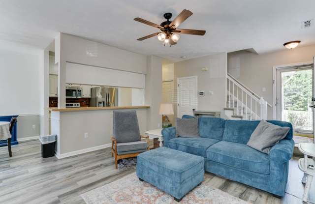 300 Primrose Lane - 1