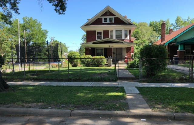 3200 Lockridge Ave - 3200 Lockridge Avenue, Kansas City, MO 64128