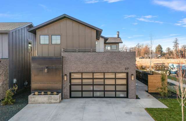 Photo of 98 South Carbon Rivet Avenue