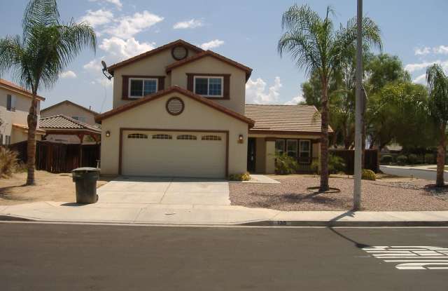 135 Nightfall Court, San Jacinto, CA