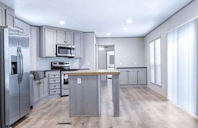 2060 North Center Unit D32