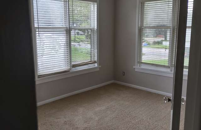 1102 East Palmetto Street