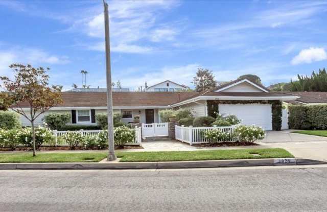 Photo of 2924 Catalpa