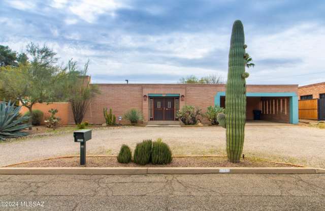 Photo of 3752 E Calle Guaymas