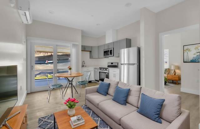 HIGH-END! NEWLY BUILT! FIRST TO OCCUPY! MOVE IN SPECIAL! $300 SECURITY DEPOSIT & 6 WEEKS FREE!