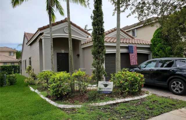 Photo of 1070 Golden Cane Dr
