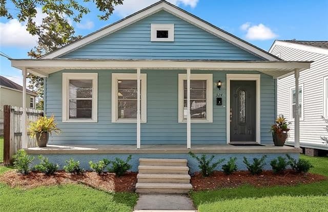 324 LAKE Avenue - 324 Lake Avenue, Metairie, LA 70005